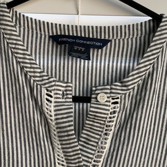 French Connection Top - Picture 2 of 8